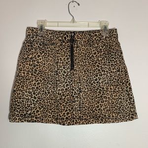 Leopard mini skirt